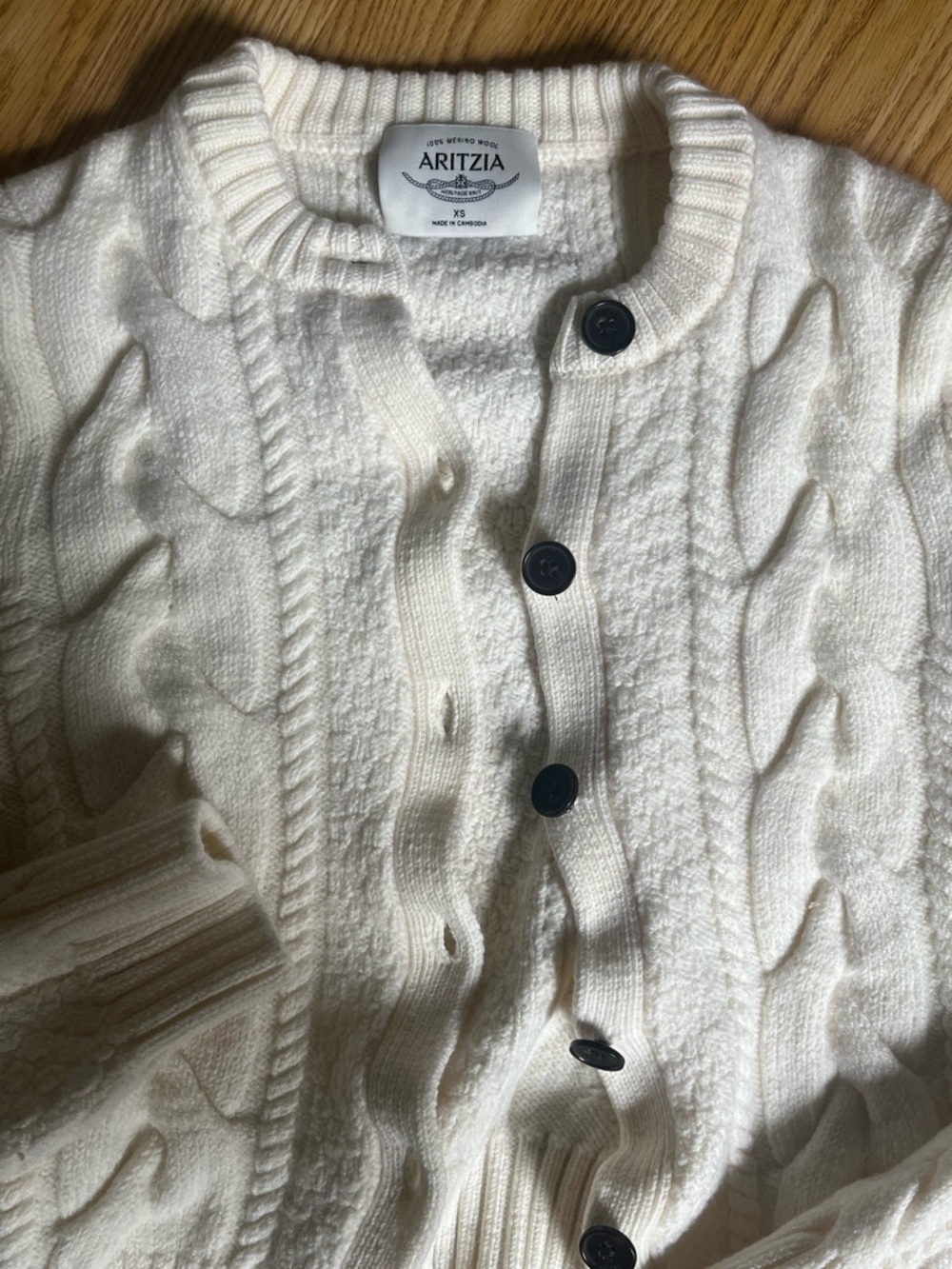 Final price ✨Aritzia merino wool cardigan - Picture 5 of 6